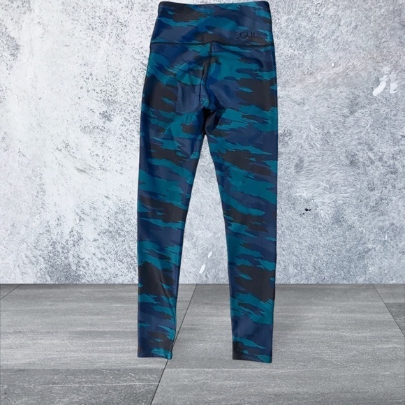 Soul By SoulCycle Podium Camo Print Leggings Green Blue High Waist XS RARE - Picture 10 of 12